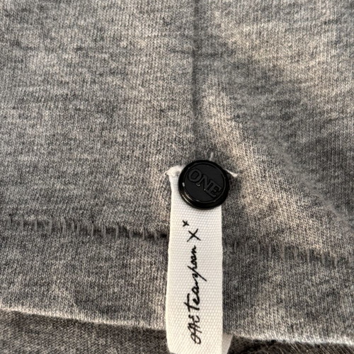 One Teaspoon Le Army Distressed Oversized T-shirt like new, grey