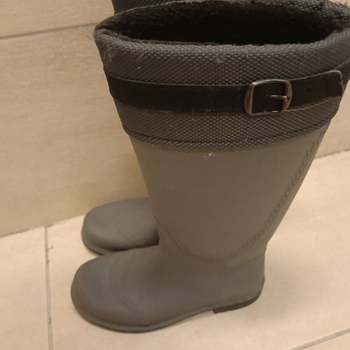 Women's high rain boots size 37 with fur, like new, gray