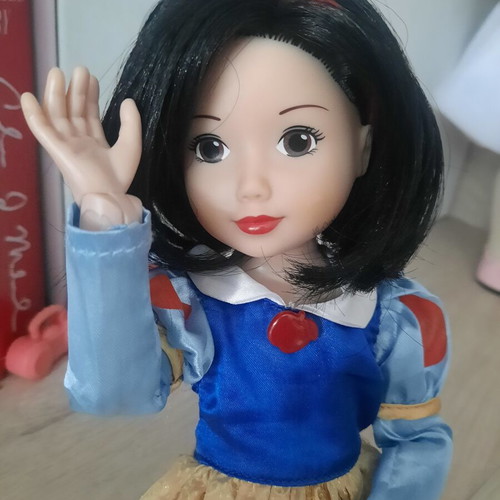 Snow White Jolina Ballerina articulated doll by Zapf Creation