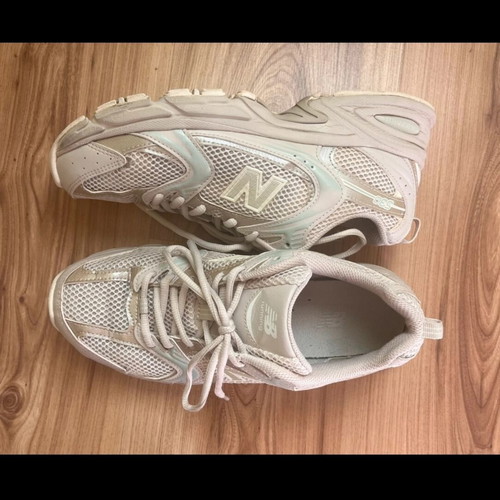 New Balance women's shoes size 40