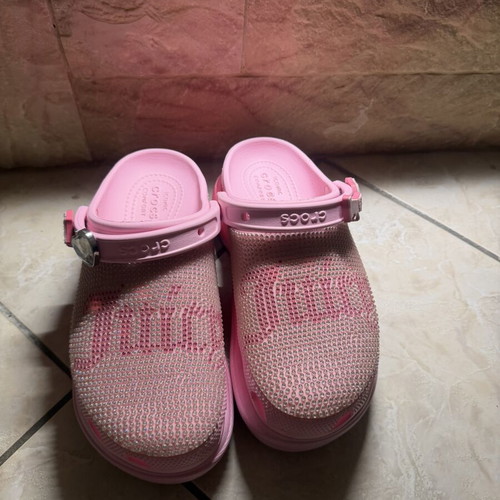 Crocs Juicy Couture collaboration pink clogs with rhinestones size 38 new