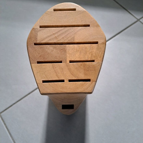 Tupperware knife block new, wooden for 7 knives and scissors