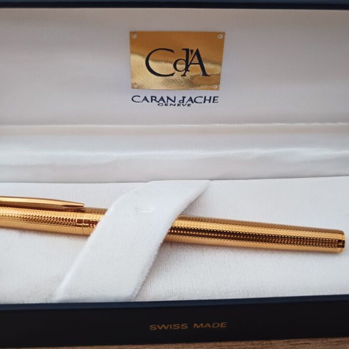 Caran d'Ache Epee Cour de Paris Fountain Pen Nib M 14K new with leather case