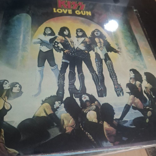 Kiss Love Gun 1977 vinyl like new, original