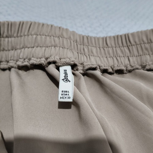 Beige satin texture pants size L like new Stradivarius