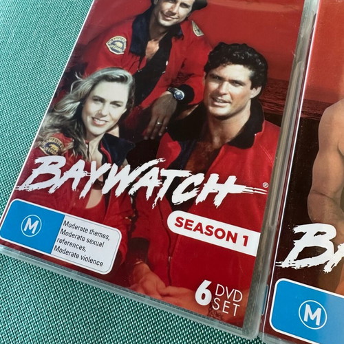 Baywatch Season 1 & 2 DVD like new, 12 DVDs without subtitles