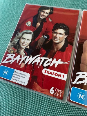 Baywatch Season 1 & 2 DVD like new, 12 DVDs without subtitles