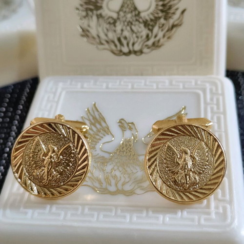 Cufflinks of the seventh anniversary, April 21 set!