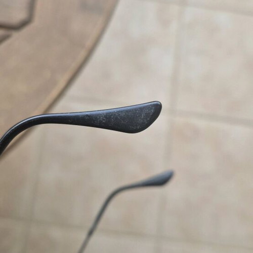 Γυαλιά ηλίου Ray-Ban μεταχειρισμένα, μεταλλικός μαύρος σκελετός, σκούροι φακοί