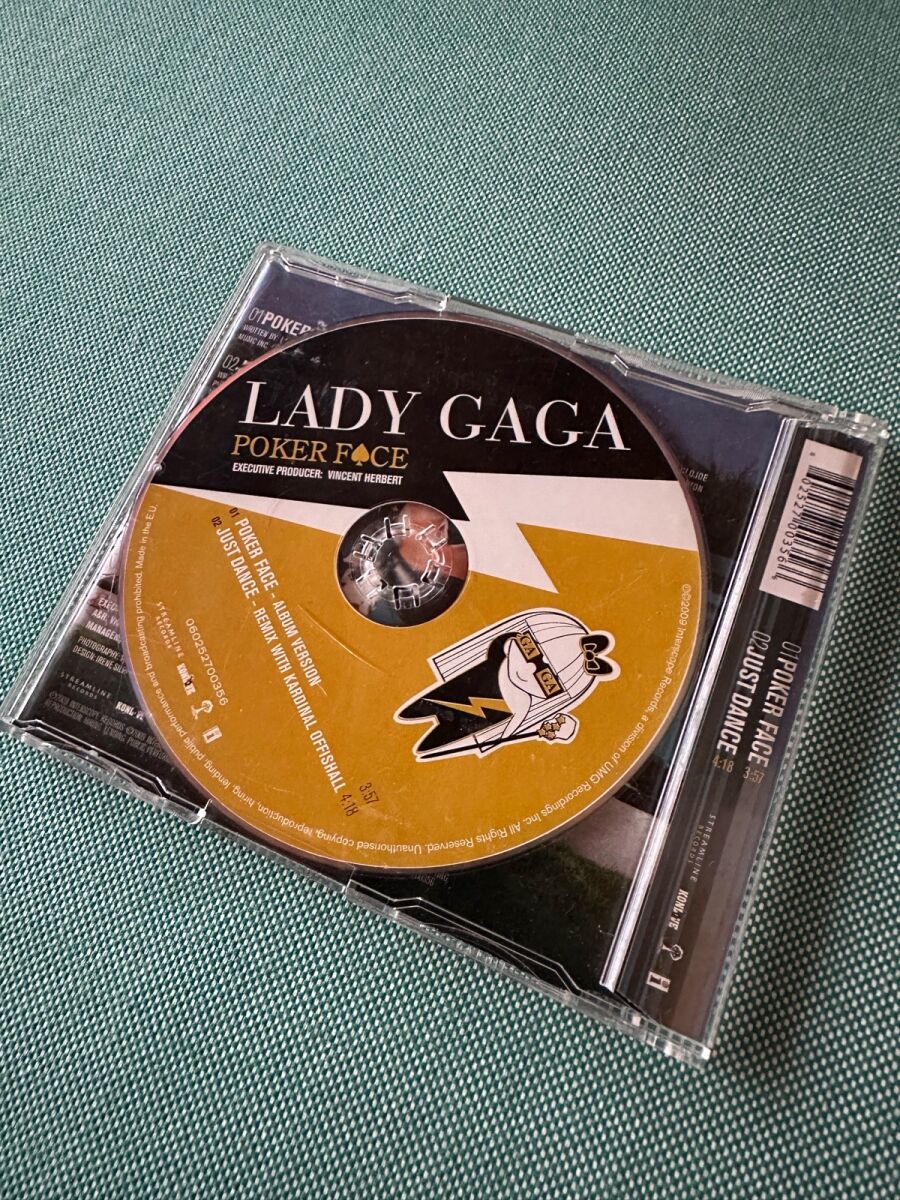 Lady Gaga Poker Face cd-single like new,… - € 50,00 - Vendora.cy