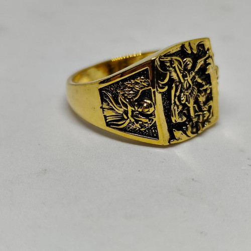 Men's Archangel Michael Ring like new, gold plated metal, size 12