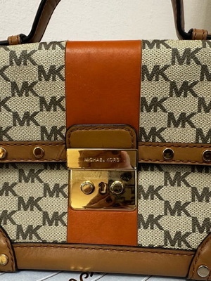 Michael Kors leather crossbody bag brown like new authentic