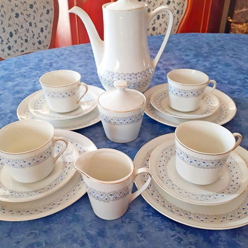 King Fine Porcelan Tea Set