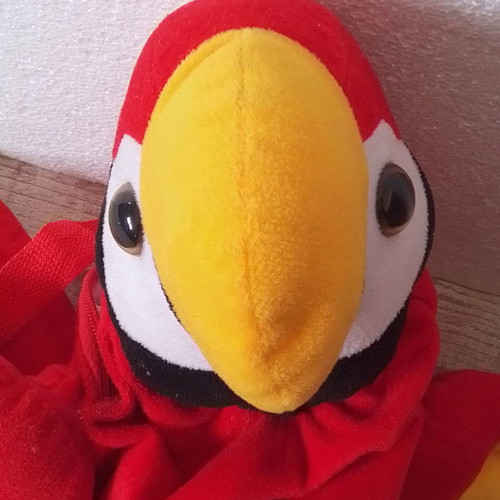 Children's parrot backpack Loro Parque used