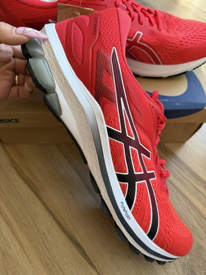 Asics GT-1000 10 Κόκκινα Αθλητικά Παπούτσια Νέα