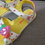 Πέδιλα Agatha Ruiz de la Prada νούμερο 32 σαν καινούργιο, πολύχρωμα