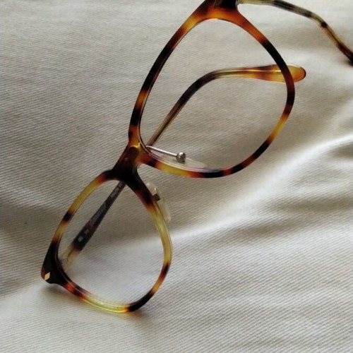 Vintage tortoiseshell square eyeglass frame like new, Italian