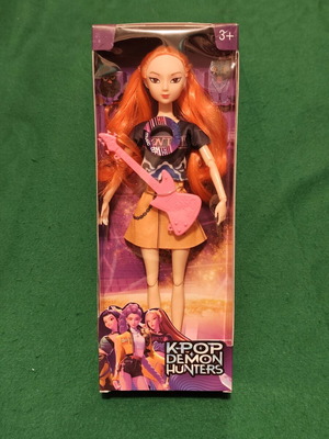 Demon Hunters Mira musical doll with guitar and accessories