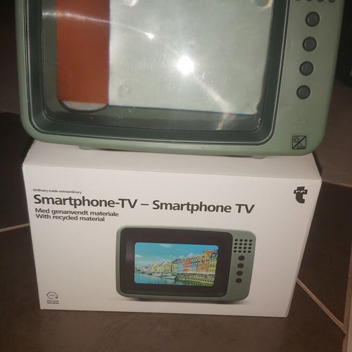 Smartphone TV new, screen magnifier for mobile