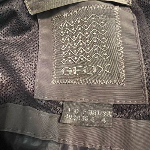 Geox long puffer coat like new with detachable fur gray
