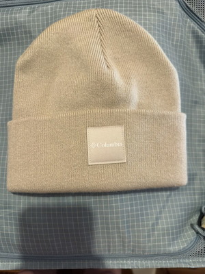 Columbia beanie hat, beige