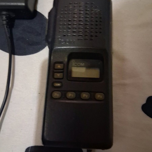 Icom portable walkie-talkie used, long range, powered by socket only