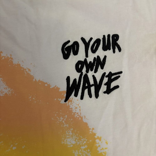 H&M T-shirt Go Your Own Wave graphic print, like new