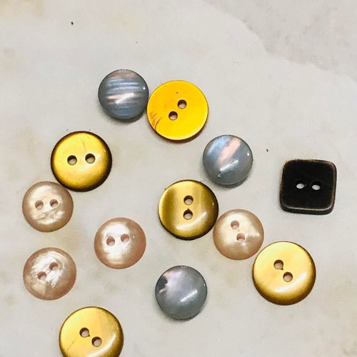 Sewing buttons pack new, 13 pcs