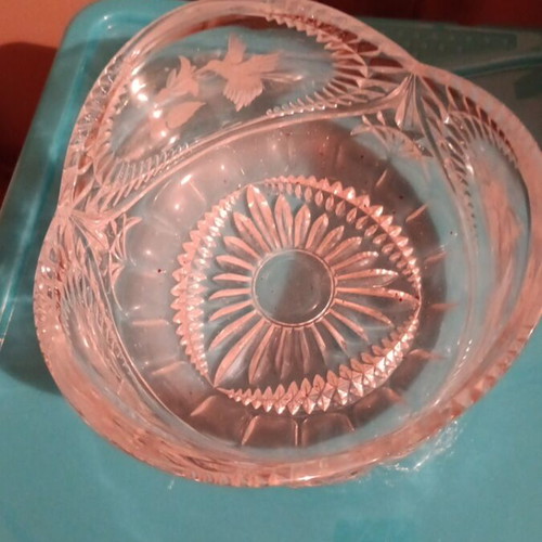 Glass fruit bowl from 1980s like new