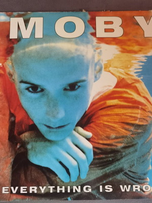 Moby Everything Is Wrong vinyl like new 1995 electronic music album