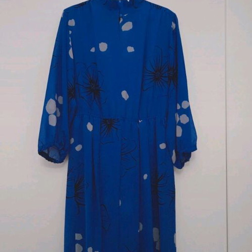 Vintage dress like new, size L