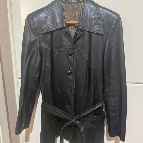 Vintage black leather jacket used, size M