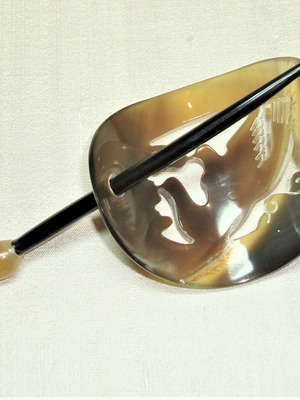 Hair clip antique carved horn new