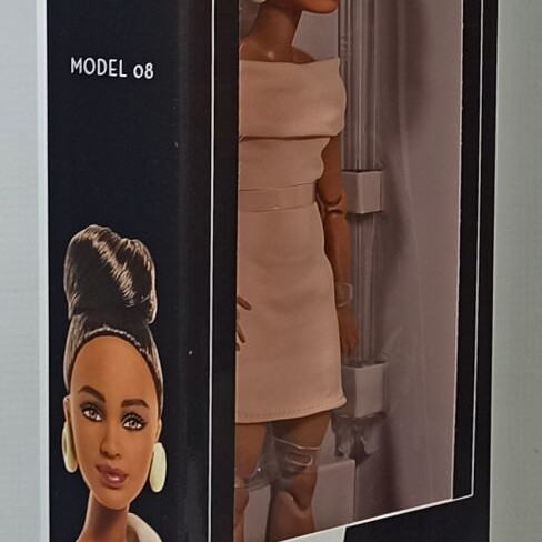 Barbie Basics Model 08 doll new 12'' European