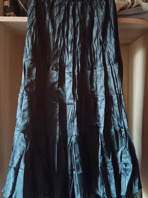 Black skirt with elastic waist used, size S/M, tulle, length 69 cm