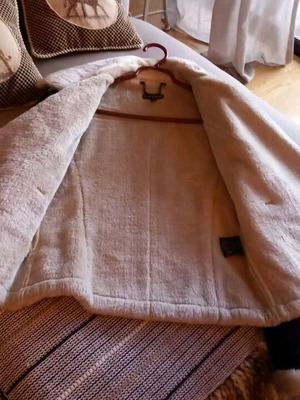 Leather jacket like new, size M