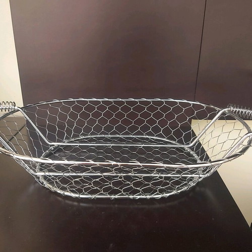 Metal fruit basket new, length 46 cm and width 24 cm
