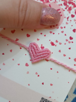 Macrame bracelet with heart, new, pink