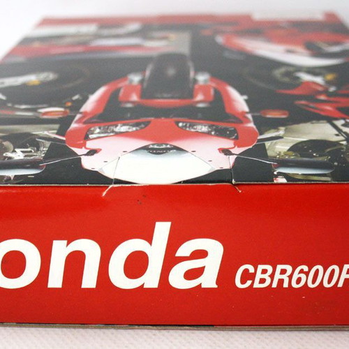 Honda CBR600R (2006) Die Cast Model Kit red motorcycle NewRay new