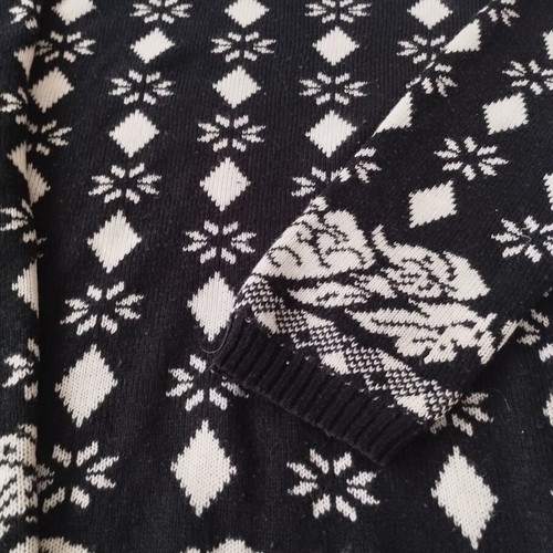 Vintage Black and White Jacquard Sweater XL/XXL like new