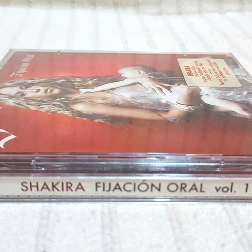 Shakira Fijación Oral Vol. 1 CD and DVD like new, collector's edition