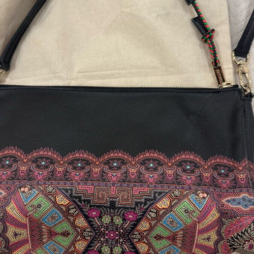 Etro shoulder bag like new, black with colorful pattern