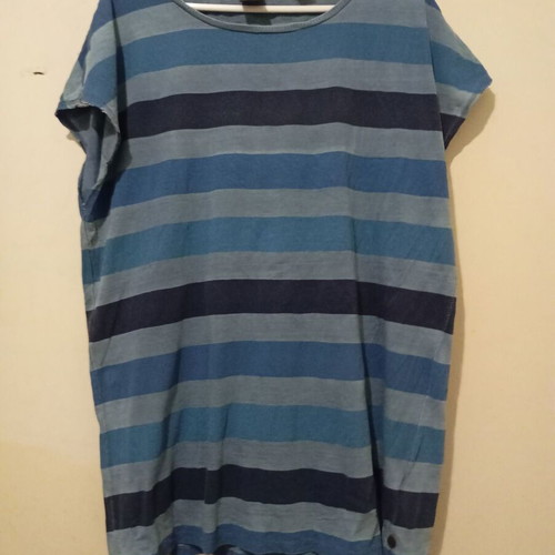 Scotch and Soda T-shirt XL like new, long and loose fit