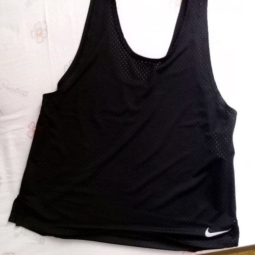 Nike small breathable tank top used, lightweight and airy