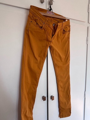 Pink Woman pants like new, size 42, orange