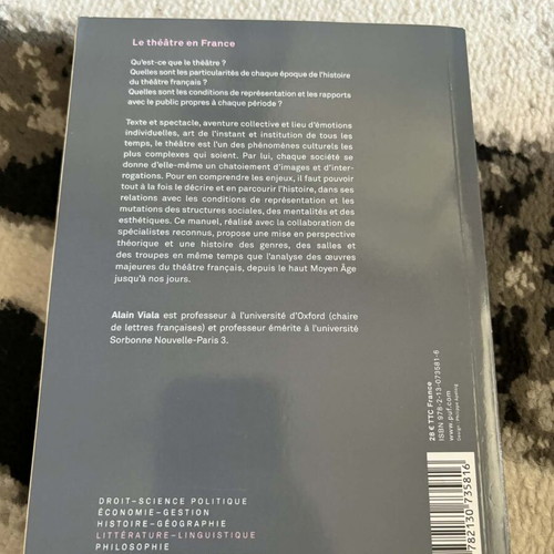 Book Le theatre en France like new, in French