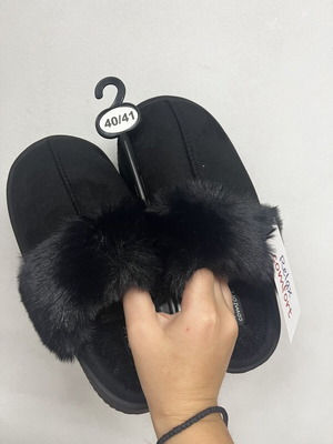 Slippers size 40/41, black