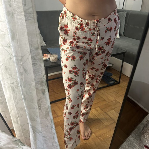Floral pants beige Terranova like new, comfortable and airy