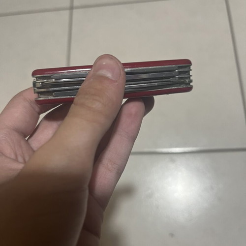 Knifes for survival used, excellent condition