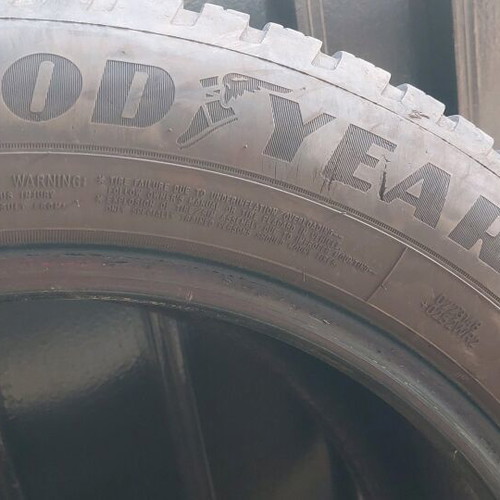 Goodyear Vector 4Seasons tires used 235/55R17 for SUV